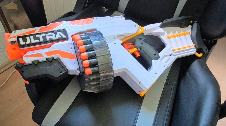 Nerf ULTRA One mit 16/25 Schuss in Riedlingen