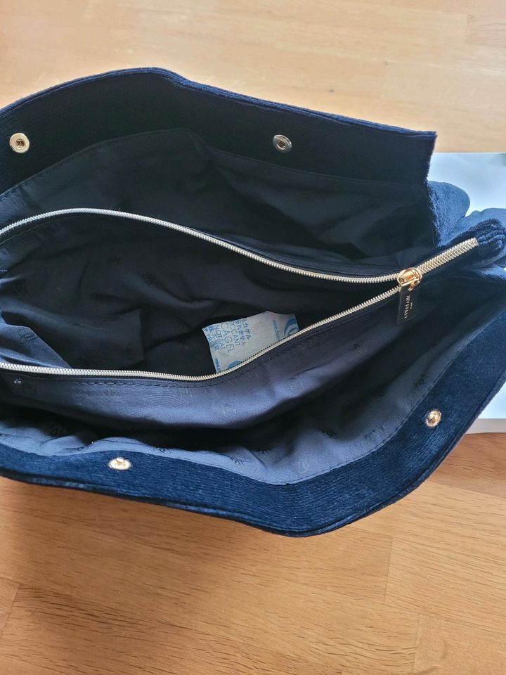 Guerlain große Kosmetiktasche   neu in Osnabrück