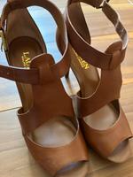Sandalen Ralph Lauren Größe 39 Ludwigslust - Landkreis - Neustadt-Glewe Vorschau