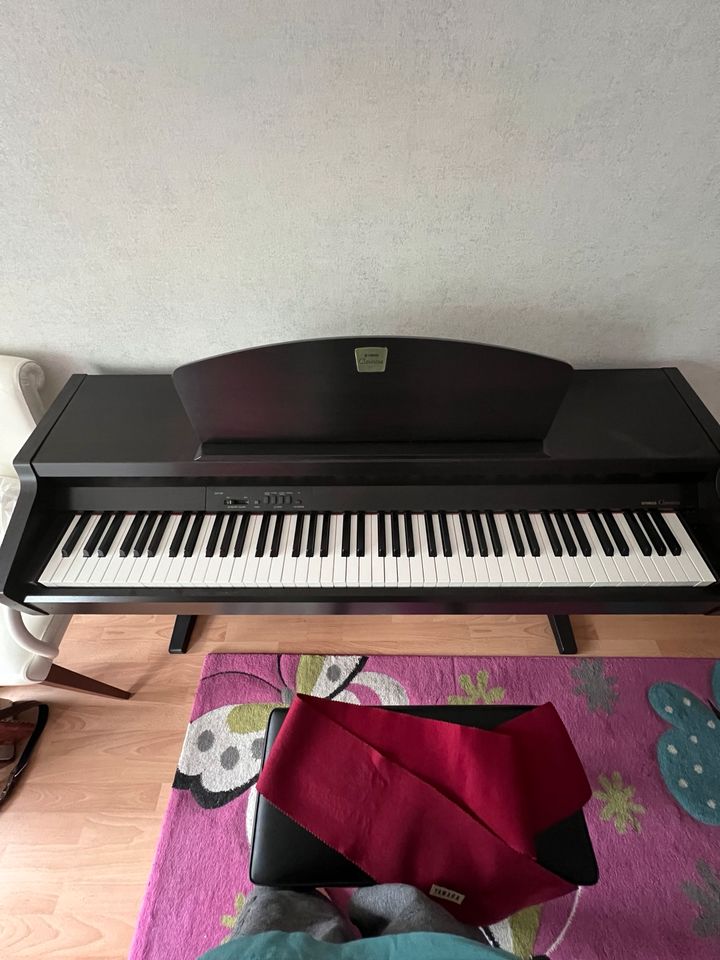 Yamaha Clavinova Klavier in Hannover