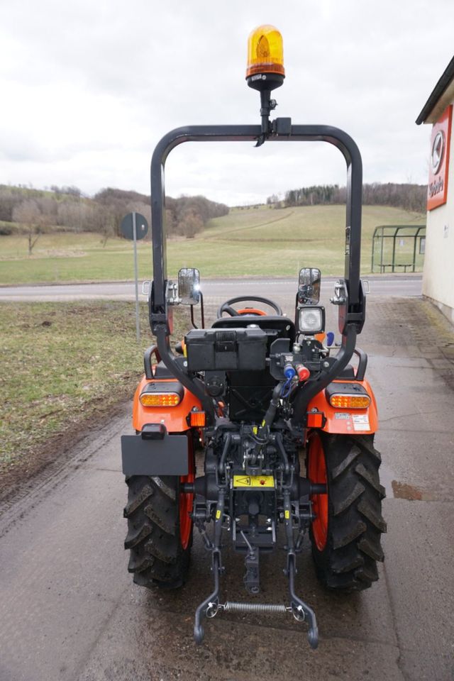 Kubota EK1-261 Allradtraktor in Kreischa