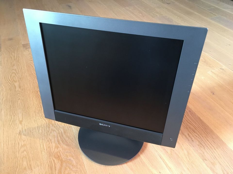 SONY TFT LCD Flachbildschirm SDM-HX93 19 Zoll Monitor 4:3 in München