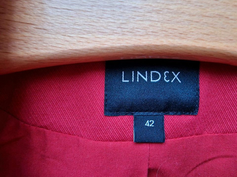 Roter Mantel der Marke Lindex Größe 42 in Herne