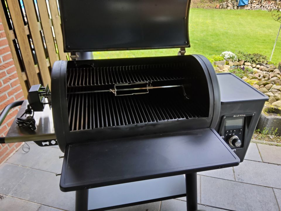 Broil king 590 pro pellets smoker in Goldenstedt