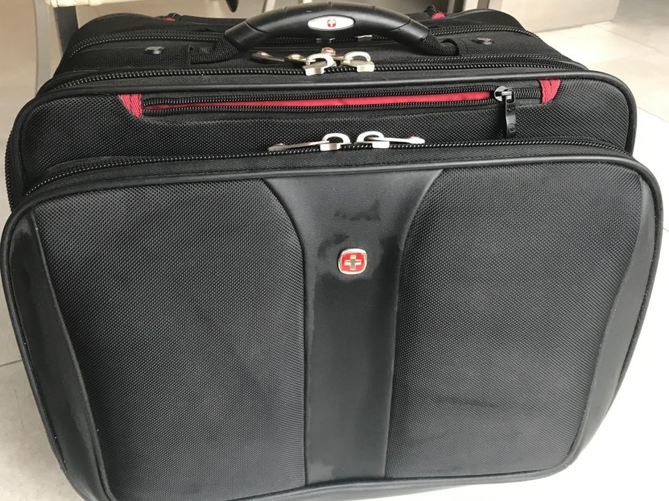 17" Notebook Trolley Wenger "Patriot" in Olsberg