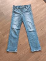 Levis Damen Jeans Shaping Straight Gr. 29 Niedersachsen - Moormerland Vorschau