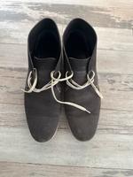 Hugo Boss Schuhe Blau Wildleder Gr.8 Duisburg - Rheinhausen Vorschau