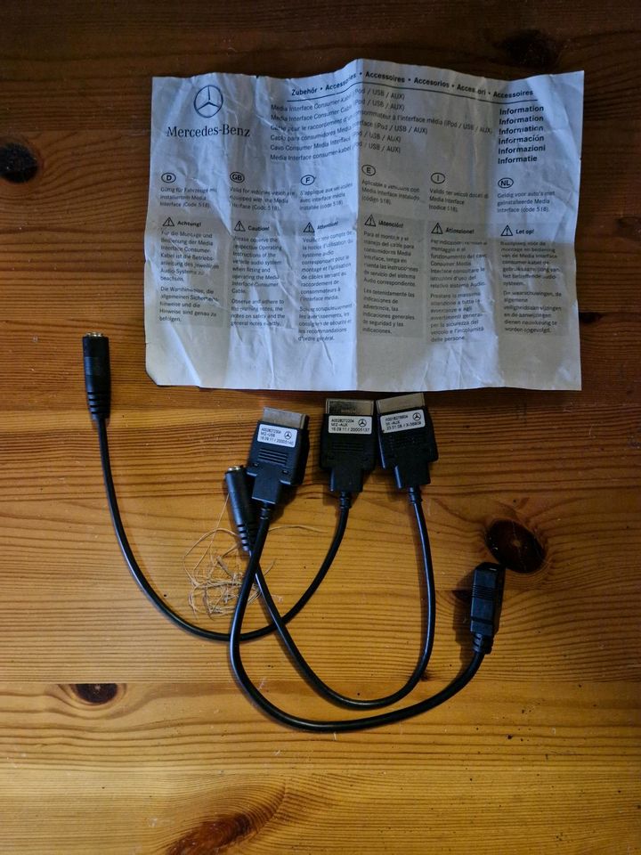 Media Interface Consumer-Kabel (USB/AUX) in Großenwiehe