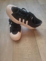 Adidas Nizza Sneaker schwarz weiss plateau 38 2/3 Sachsen-Anhalt - Querfurt Vorschau