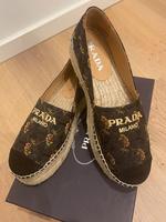 Prada espadrilles gr 38 Nordrhein-Westfalen - Erkrath Vorschau