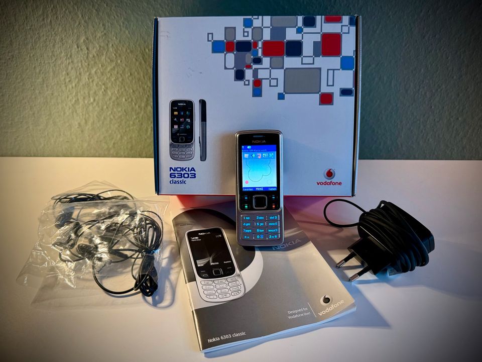 Nokia 6303 Classic Mobiltelefon m. Zubehör und Originalverpackung in Frankfurt am Main