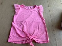 Rosa Shirt mit Knoten Gr. 134 Schwerin - Schelfstadt Vorschau