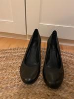 Pumps aus Leder von s. Oliver Hannover - Vahrenwald-List Vorschau