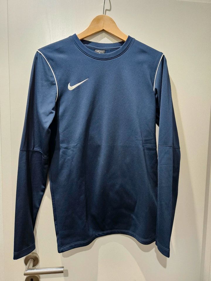 Sweatshirt Pullover Nike Größe S in Hadamar