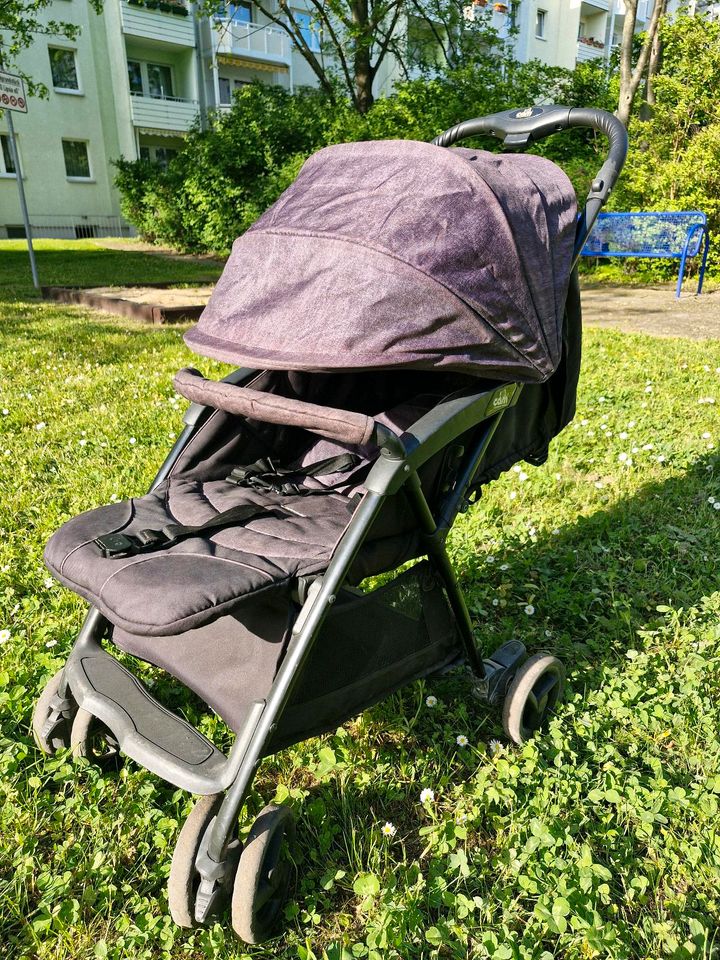 Kinderwagen von  Cam. In gutem Zustand.  Es gibt auch einen in Leipzig