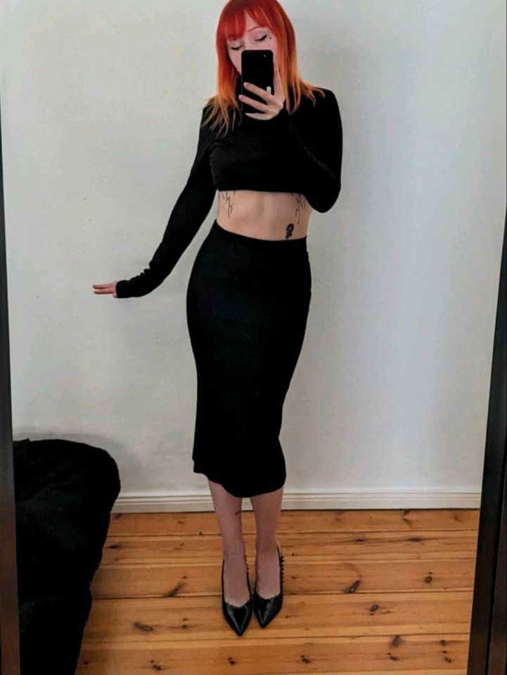 Rib Pencil Skirt in Berlin