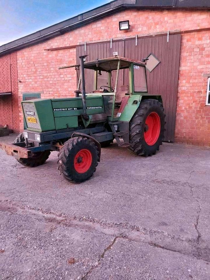 Suche Schlepper Traktor Deutz Case John deere Fiatagri in Stadtlohn