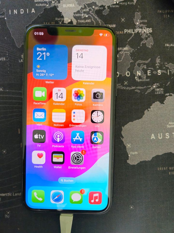 Apple IPhone 11 Pro 64GB / Neuwertig in Ebernhahn