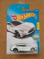 Hot Wheels TESLA Model S weiß NEU/OVP Rheinland-Pfalz - Altrip Vorschau