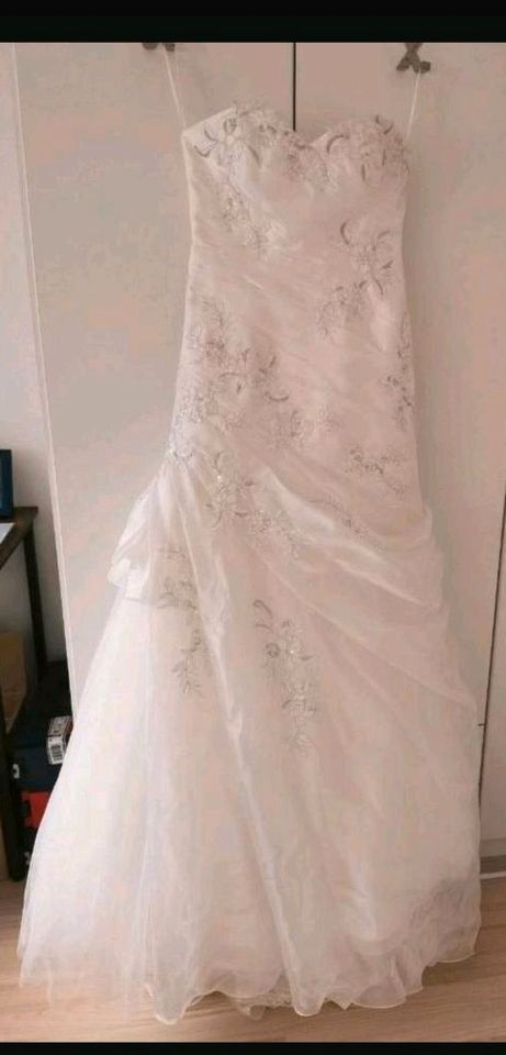 Enzoani Brautkleid Hochzeitskleid Ballkleid Meerjungfrau Mermaid in Augsburg