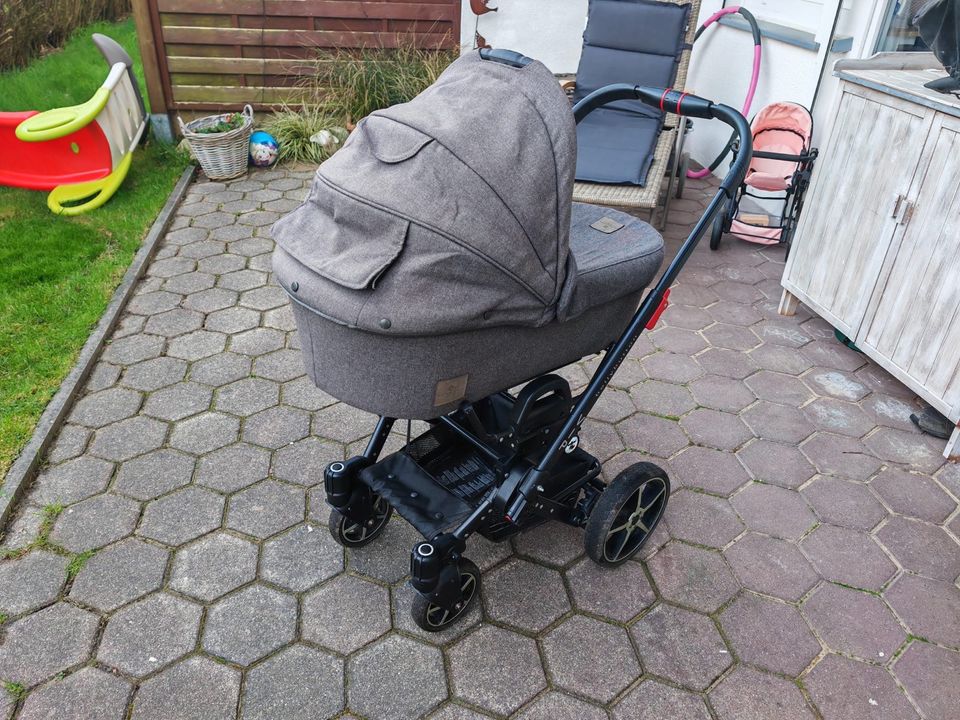 Hartan VIP Kinderwagen , Belly Button Edition in Bremen