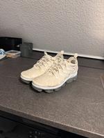 Nike 'Air VaporMax Plus' in Weiß Hessen - Friedberg (Hessen) Vorschau