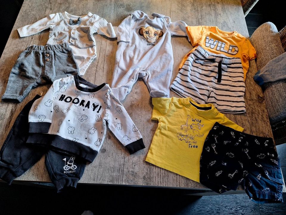 Baby Boy Kleidung in Nörvenich