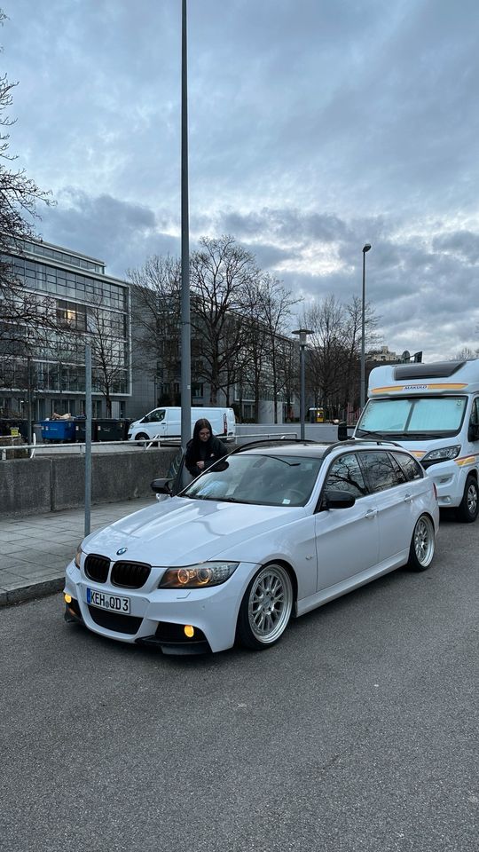 BMW E91 330D Touring M-Paket in Herrngiersdorf