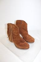 Unisa Stiefel Stiefeletten braun Gr. 37 Damen Schuhe mit Fransen Hessen - Mörfelden-Walldorf Vorschau