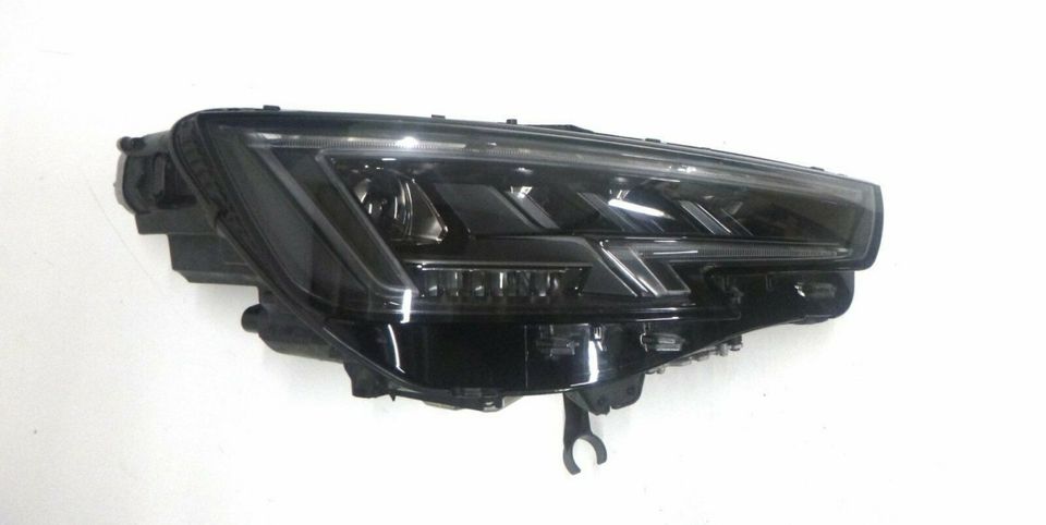 Audi RS4 B9 8W Bj19 Full LED Matrix Scheinwerfer re 8W0941036C in Dülmen