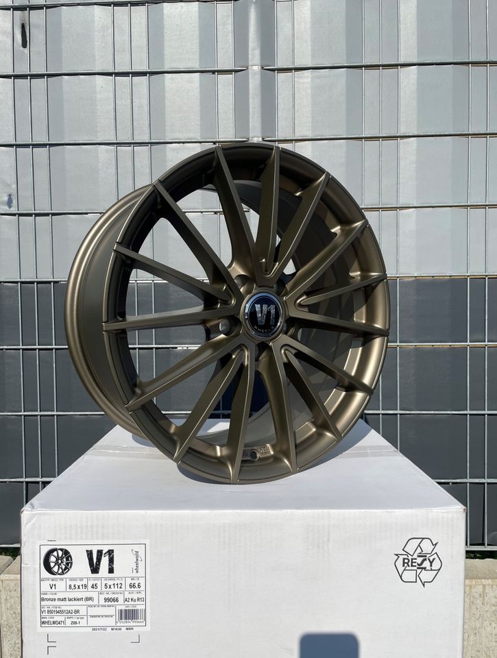 V1 Wheels V2 19 Zoll Felgen für Mercedes A B C E CLA CLS Klasse W176 W177 F2A W246 W247 F2B W203 W204 W205 205 W211 W212 W213 213 C117 C118 A250e CLA250e W218 W219 Sommerräder Winterräder schwarz AMG in Neckarsulm