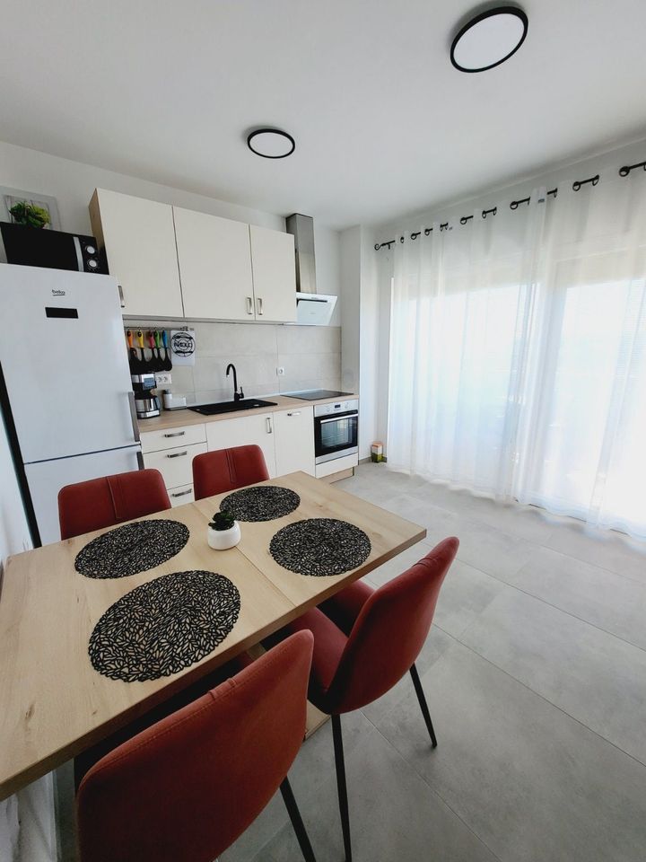 Ferienwohnung mit Balkon & 2 SZ in Pula-Istrien-Kroatien *Modern* in Schondorf am Ammersee