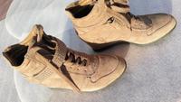 Stiefeletten in Farbe Taupe Nordrhein-Westfalen - Hilden Vorschau