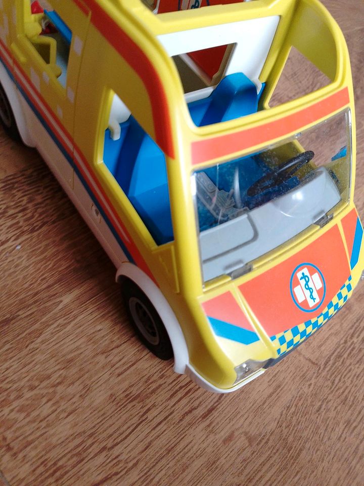 Playmobil Krankenwagen in Chemnitz