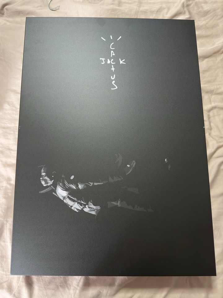 Displate Travis Scott size L in Oberstaufen