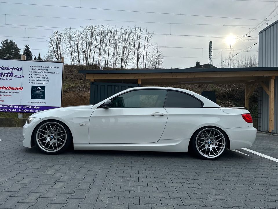 BMW E93 335i N54 DKG M-Performance KW Individual M-Paket Voll in Herborn