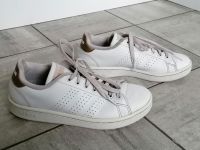 Adidas Sneaker Turnschuhe weiß Ferse gold Größe 40 kurz getragen Nordrhein-Westfalen - Bergisch Gladbach Vorschau