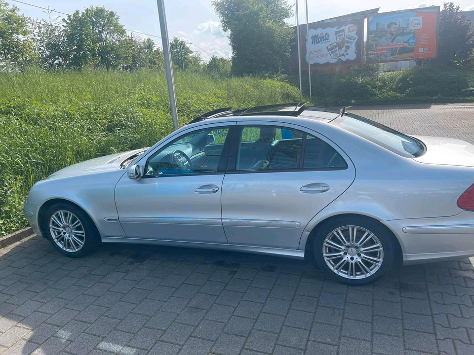 Mercedes-Benz E Klasse 280 in Remseck am Neckar