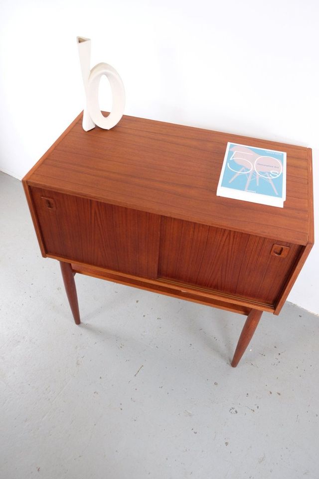 Vintage 60er 70er Mid Century Kommode Teak Retro dänisch in Gießen