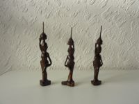 3 afrikanische Holzfiguren H.23 cm Handarbeit sehr alt!  I Dithmarschen - Eggstedt Vorschau