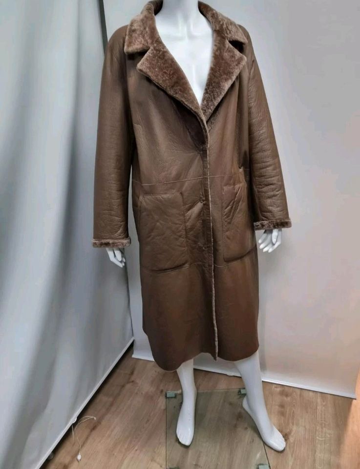 ARMA Beideseitige Lammfellmantel Gr.38 Farbe Cognac Neupreis 1100 in Nürnberg (Mittelfr)