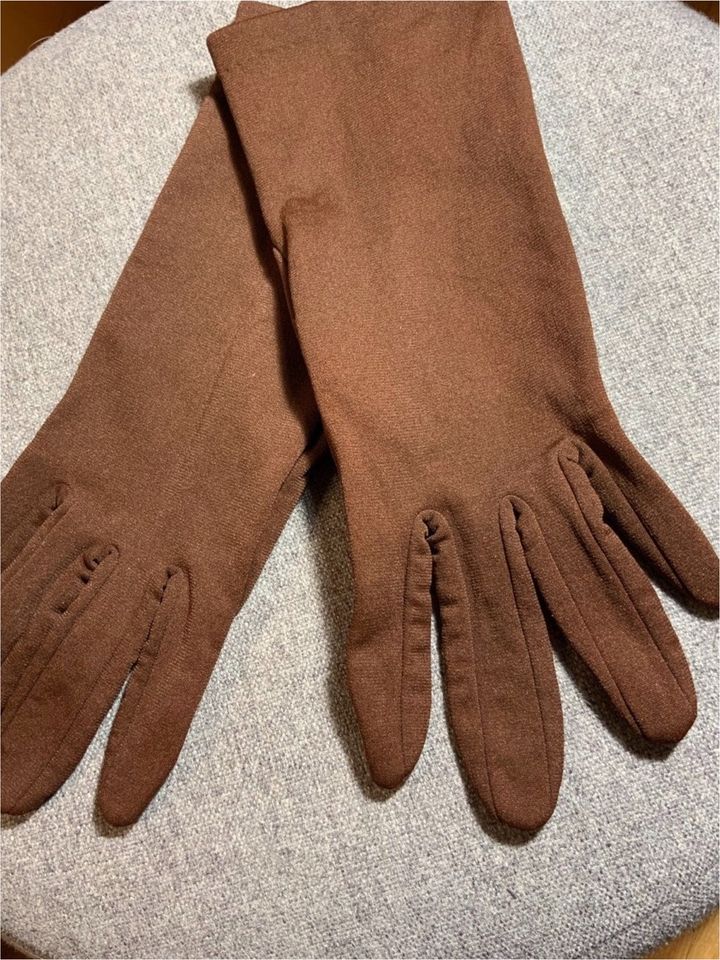 braune Damen Stoff Handschuhe, Gr. 7,5 in Hamburg