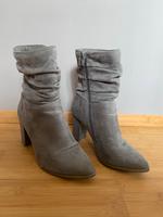 Anna Field Ankle Boots Wildleder Grau 38 Stiefel Stiefeletten Nordrhein-Westfalen - Grevenbroich Vorschau