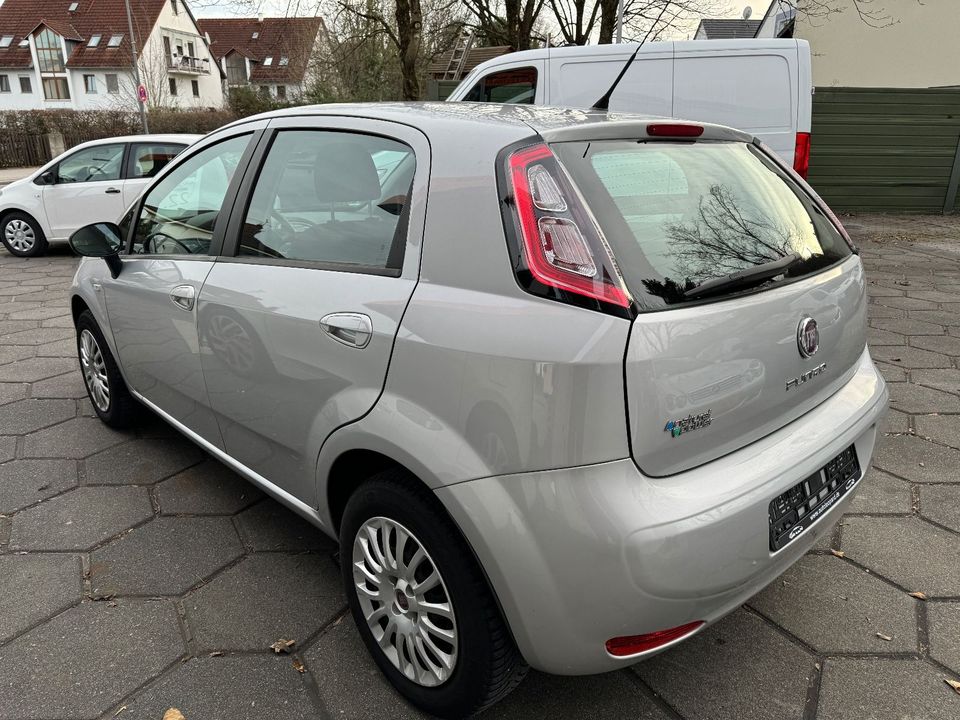 Fiat Punto Pop 1,4 l , Erdgas in Garching b München