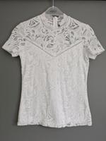 Vila ~ Bluse mit Spitze ~ Shirt ~ Gr.S ~ weiß Sachsen - Wilkau-Haßlau Vorschau