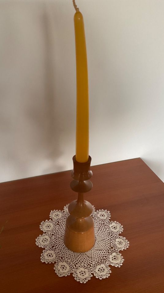 Kerzenständer Holz- fein gedrechselt,schlichte Eleganz-Handarbeit in Düsseldorf