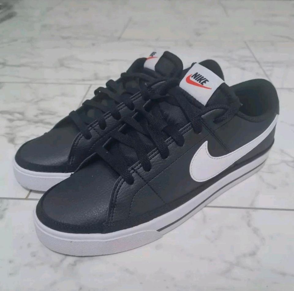 Nike court royale low sneaker 41 schwarz in Nordhausen