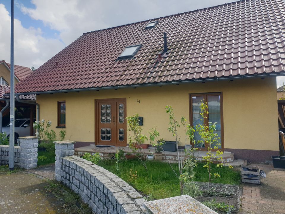 Einfamilienhaus in Schmerzke, Bahnhofsnähe in Brandenburg an der Havel