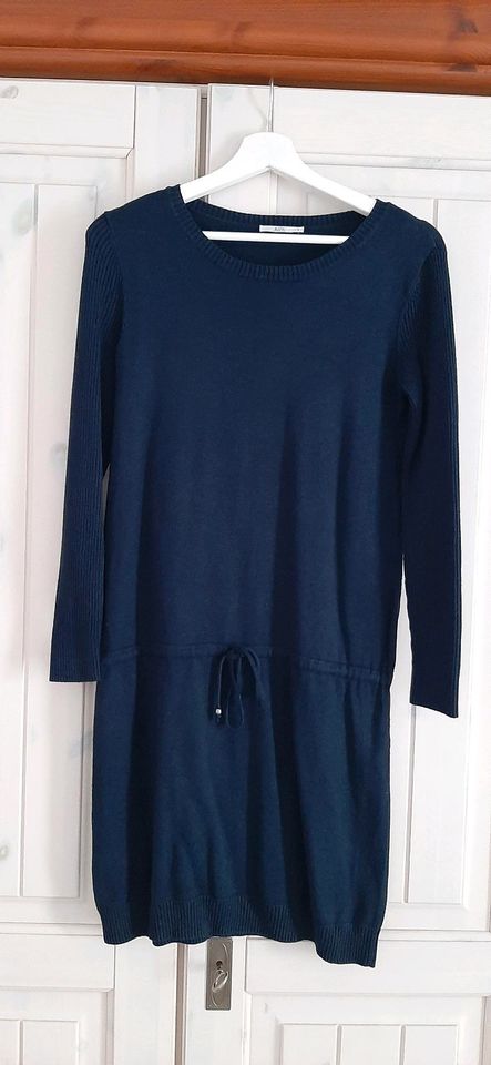 EDC by Esprit Strickkleid blau Gr. S in Kulmbach