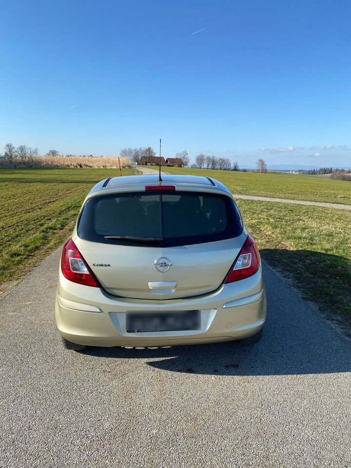 Opel Corsa D 1.4 Edition in Haarbach
